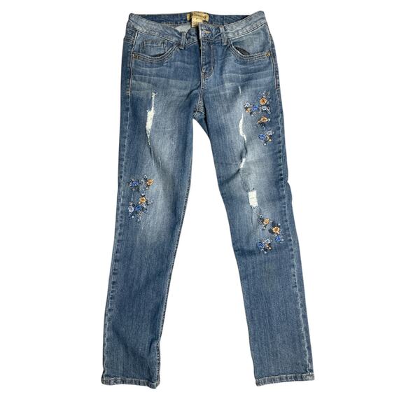 Democracy Girlfriend Fit Floral‎ Embroidered Distressed Jeans Size 6 - Picture 5 of 10